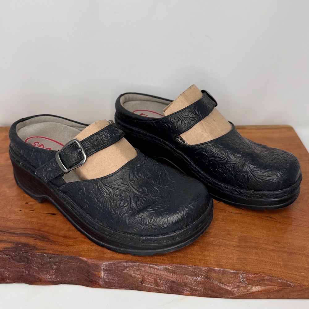 Klogs Black Floral Tooled Leather Mary Jane Clogs Slip Resistant Women 6.5 Mule